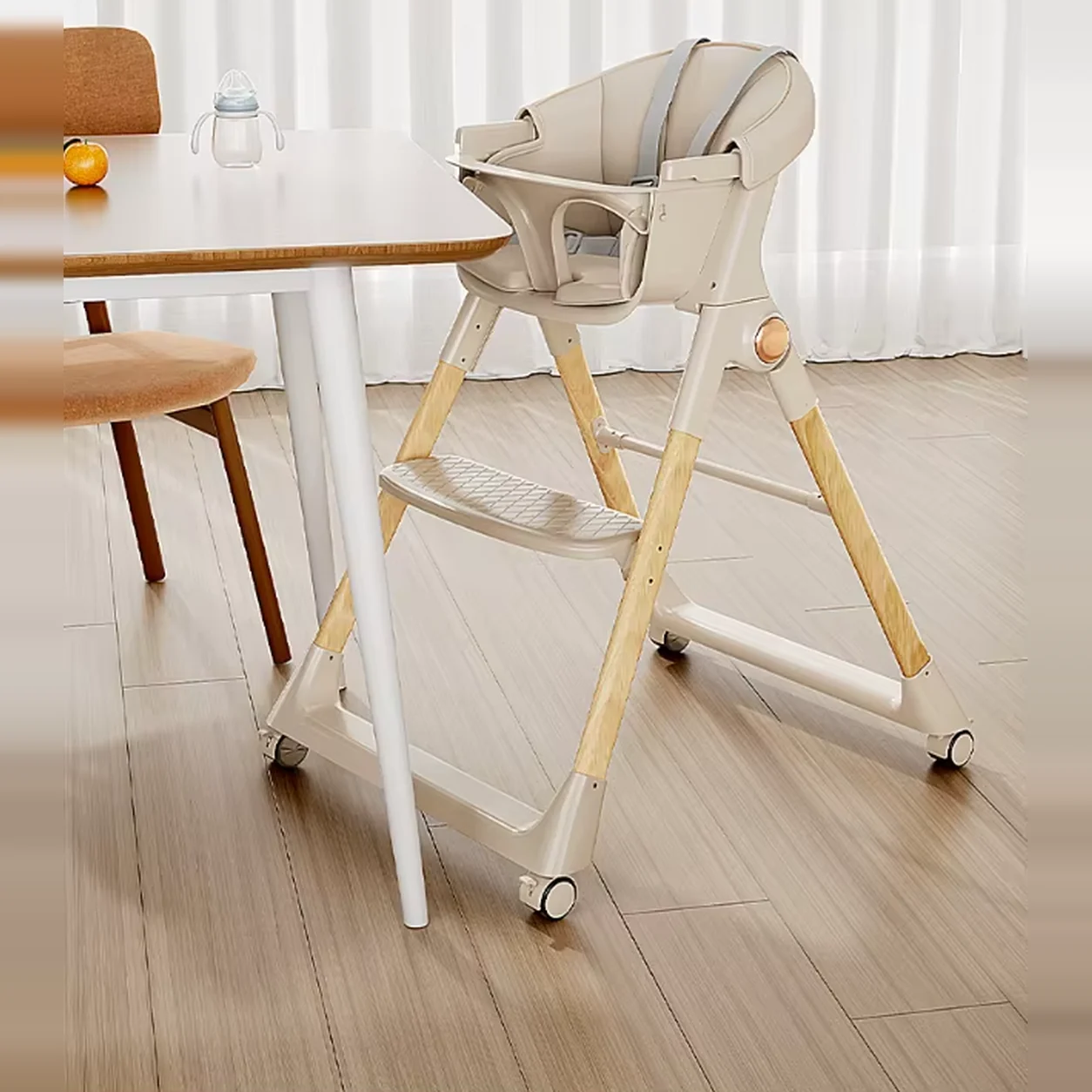Kinderstoel Inklapbaar Hout Beige – Eetstoel met Wielen en Afneembaar Blad 6